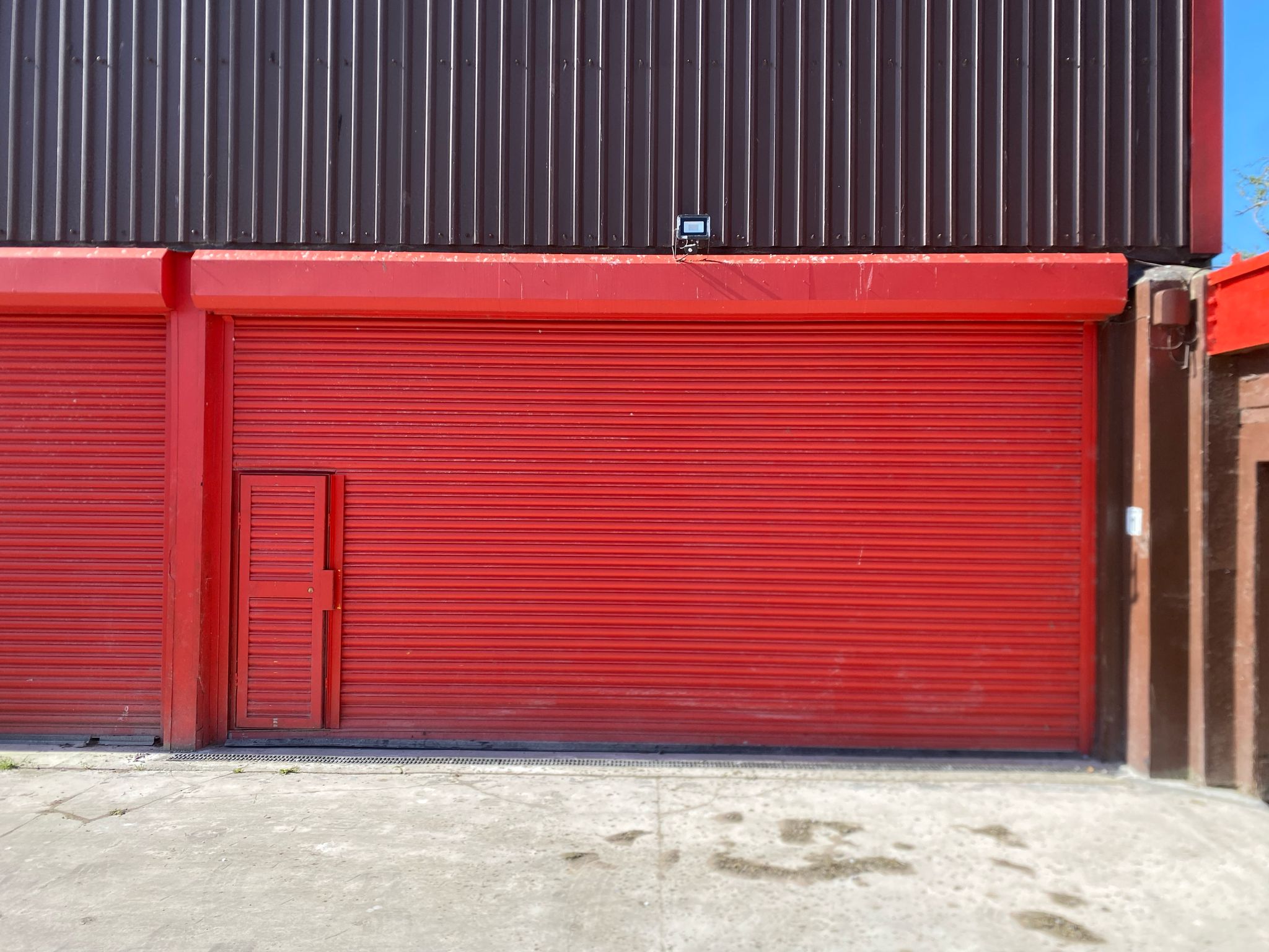 Industrial Unit in Rhyl - photo 3